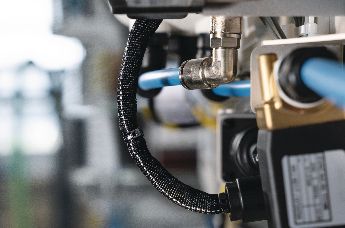 Twist-In-itsestään sulkeutuvat suojasukat