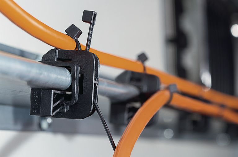 Beam clamp -sarjan kiinnikkeet