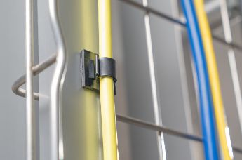 Magneettiset kaapelikiinnikkeet